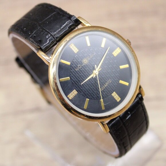 Vintage Noveau Watch Men Gold Tone Stainless Steel Classic Black Quartz Dial 90s - Picture 4 of 8